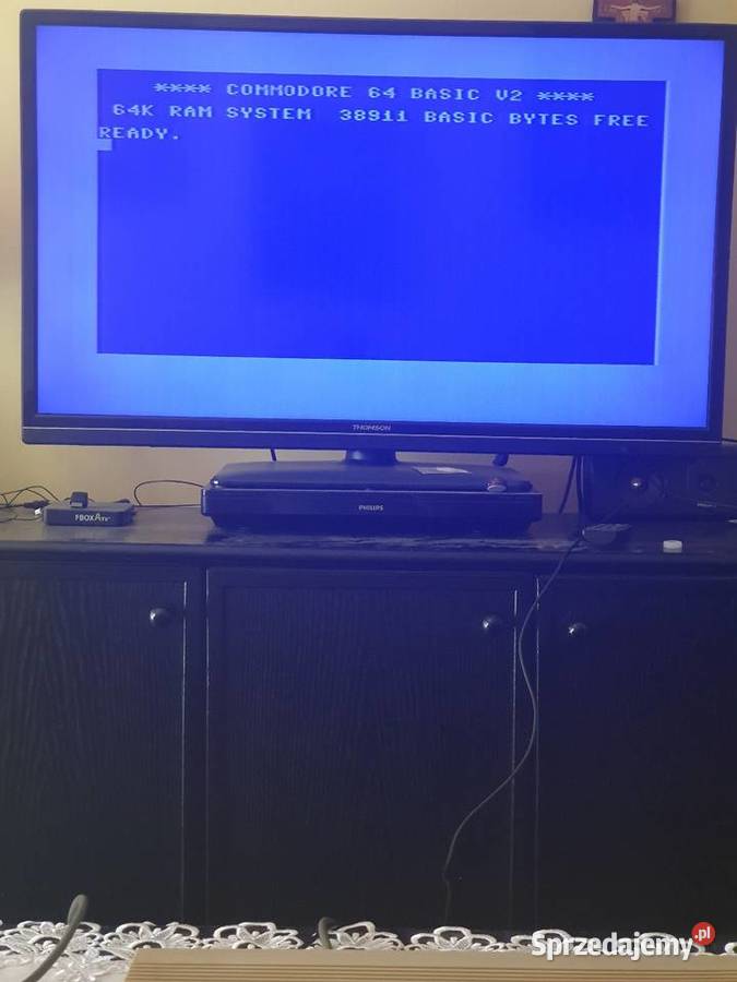 Commodore C64 datassette 4 cartrige dyskietkami Łomża sprzedam