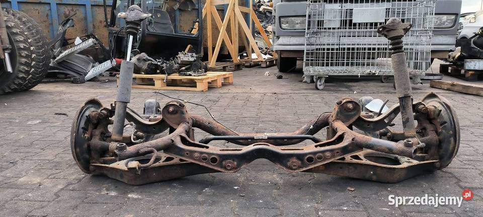 BELKA SANKI TYŁ VOLKSWAGEN GOLF V 1K0505315BH osobowe