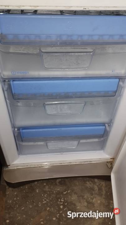 Sprzedam lodówkę Indesit 13 nbaa 13v nx Wrocław