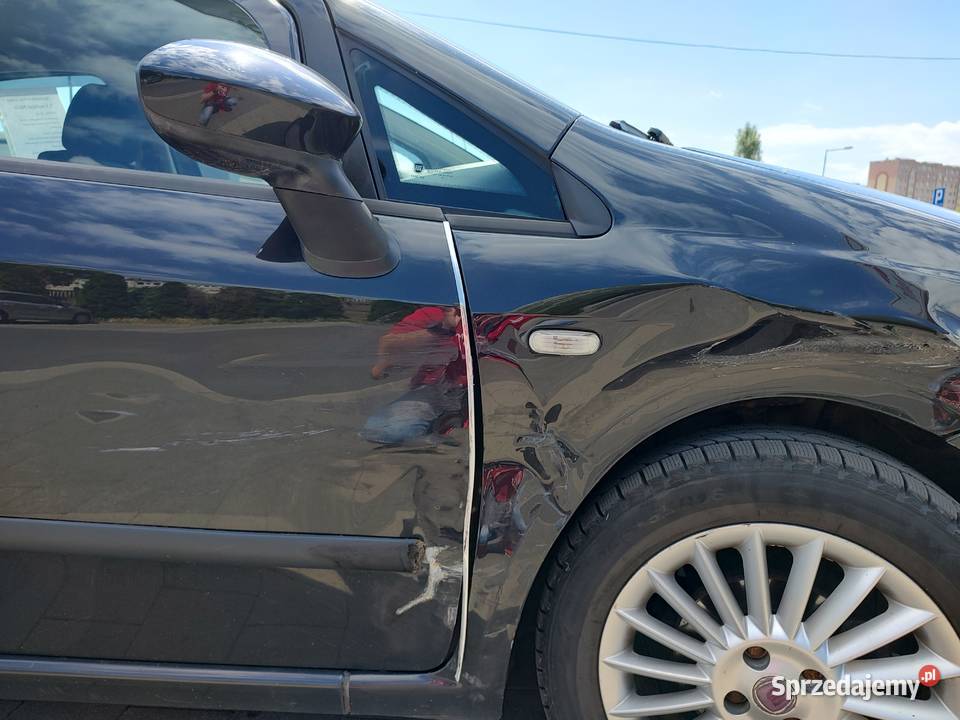 Sprzedam uszkodzony Fiat Linea 2011r 13 multi łódzkie Łódź sprzedam