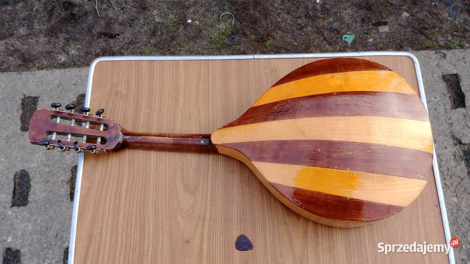 Stara ładna mandolina ośmiostrunowa Łódź