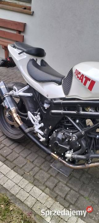 Hyosung GT Ducati Rok produkcji 2012 Brzeziny