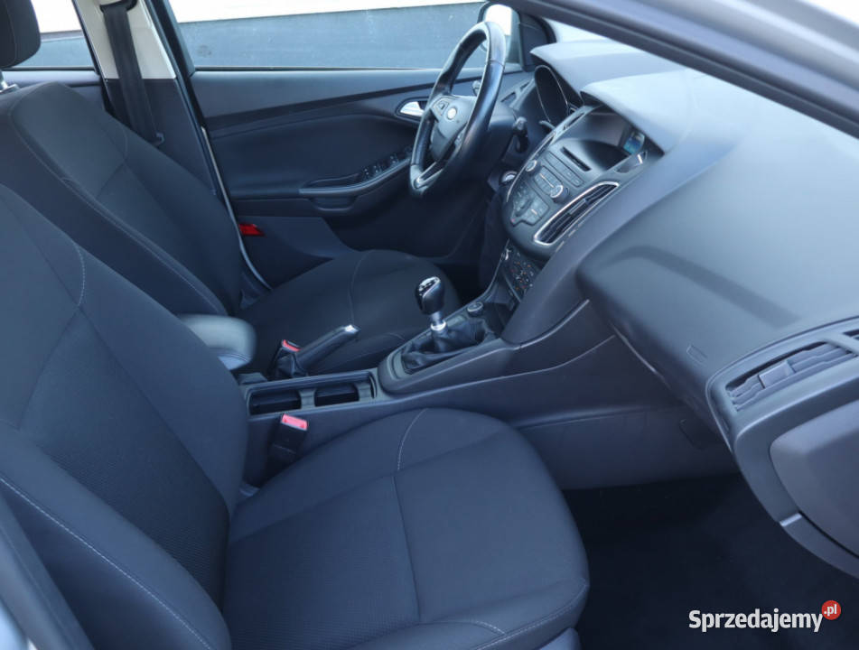 Ford Focus 10 EcoBoost 998cm3