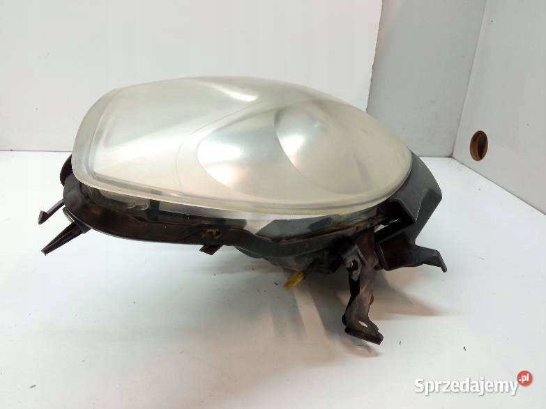 LAMPA PRZÓD PRAWA EU 8200459823 Renault Clio III osobowe