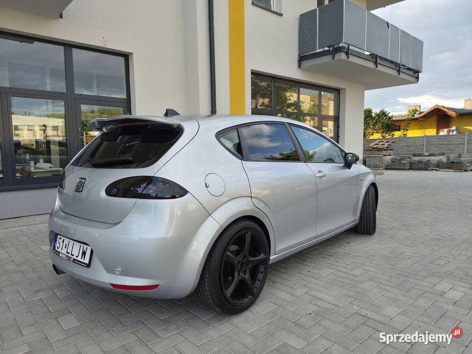 Seat Leon16 MPIZadbanyFelgi 18stkiNowe Opony Radomsko