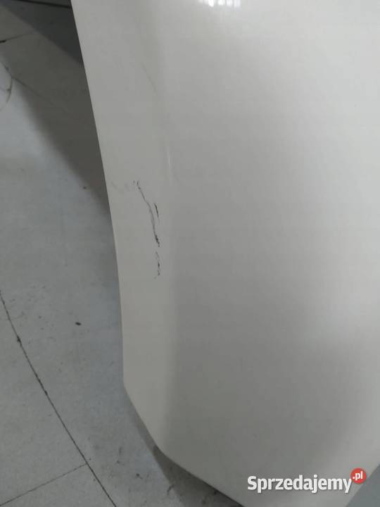 BŁOTNIK PRAWY PRZÓD 799 USZKODZONY MercedesBenz