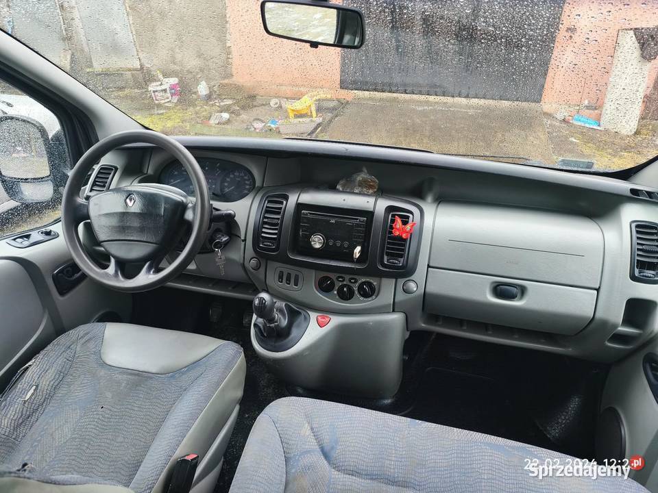 Renault Trafic 25 dCi 44000 przebiegu generalnym manualna Poddębice