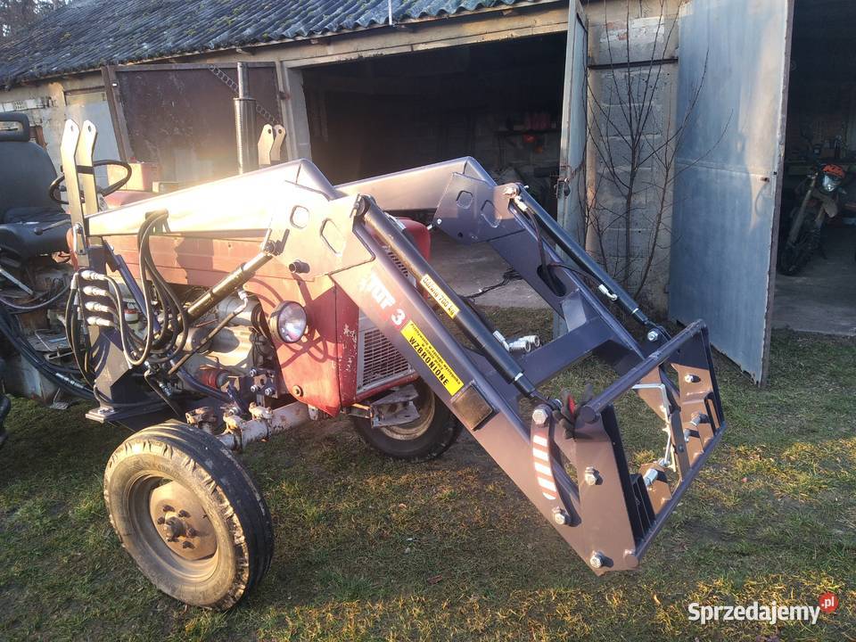 Ładowacz czołowy Euroramka C360 MF 3P dowóz Kraj nieuszkodzony Napoleon