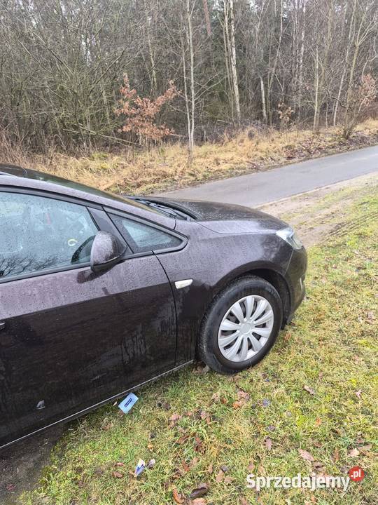 Opel Astra J uszkodzony silnik diesel Świecko