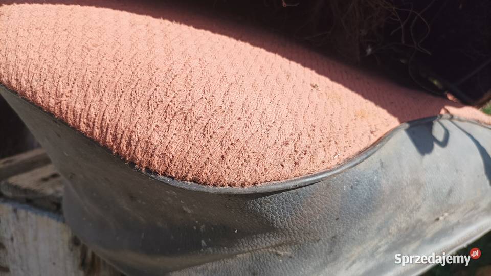 Kanapa tylna z podłokietnikiem Fiat 125p 1971 Hanna