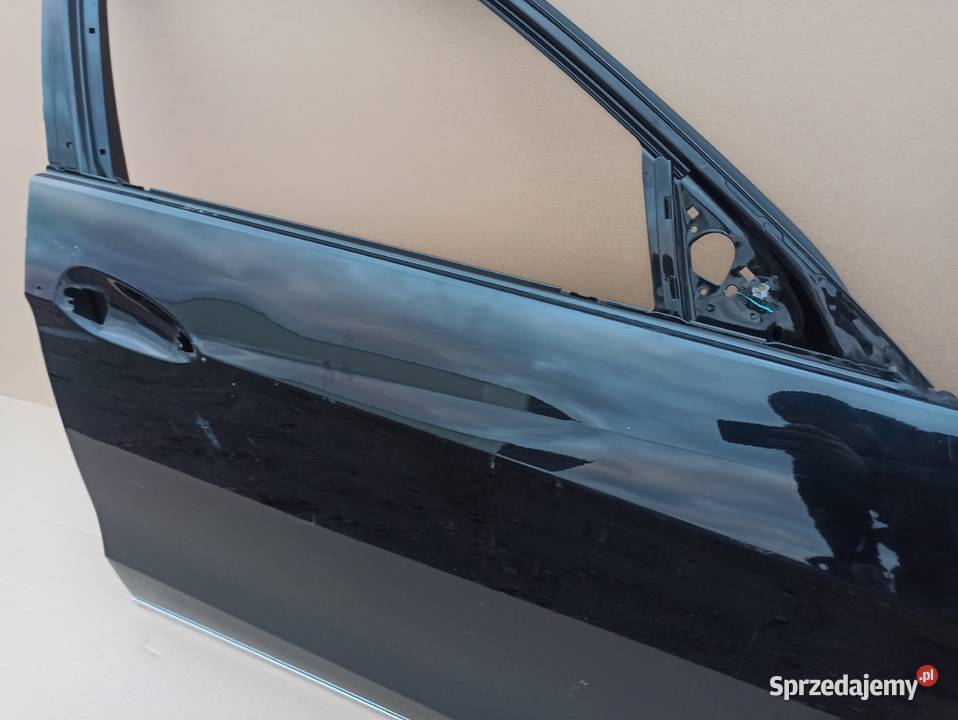 MERCEDES EKLASA W212 DRZWI PRAWY PRZÓD PRAWE części blacharskie Bieleń sprzedam