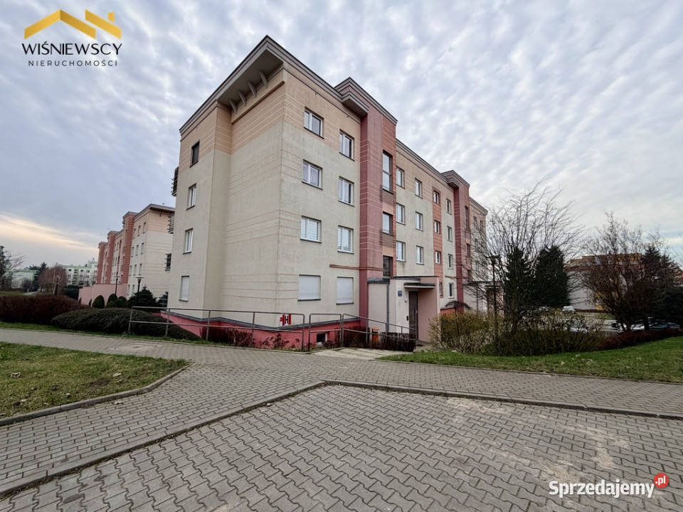 3 pokoje z balkonem parter Jarem warmińsko-mazurskie