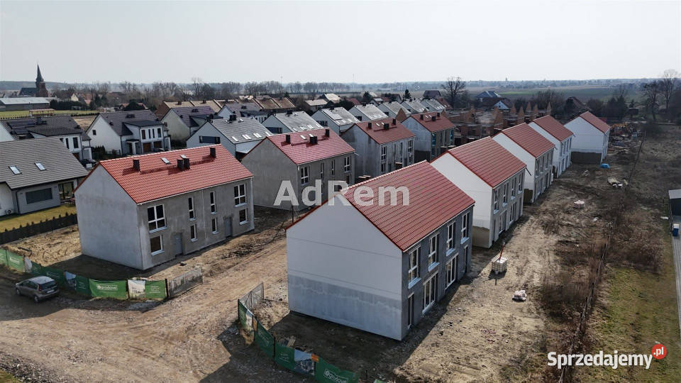 Dom bliźniak 9286m Czernica sprzedam