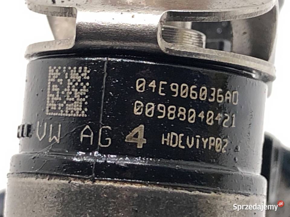 WTRYSKIWACZE KOMPLET AUDI Q3 II 04E906036AD 15 podkarpackie