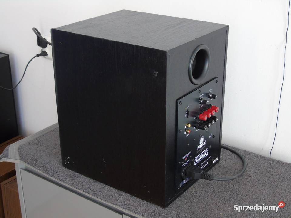Aktywny Subwoofer Magnat Motion Sub 200A moc 120 Wzmacniacze i pokrewne