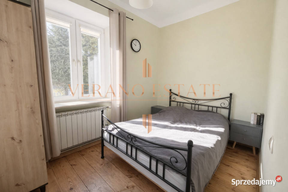 Okazja 4 pokoje w kamienicy z ogrodem 135m2 Liczba pokoi 4 Piastów