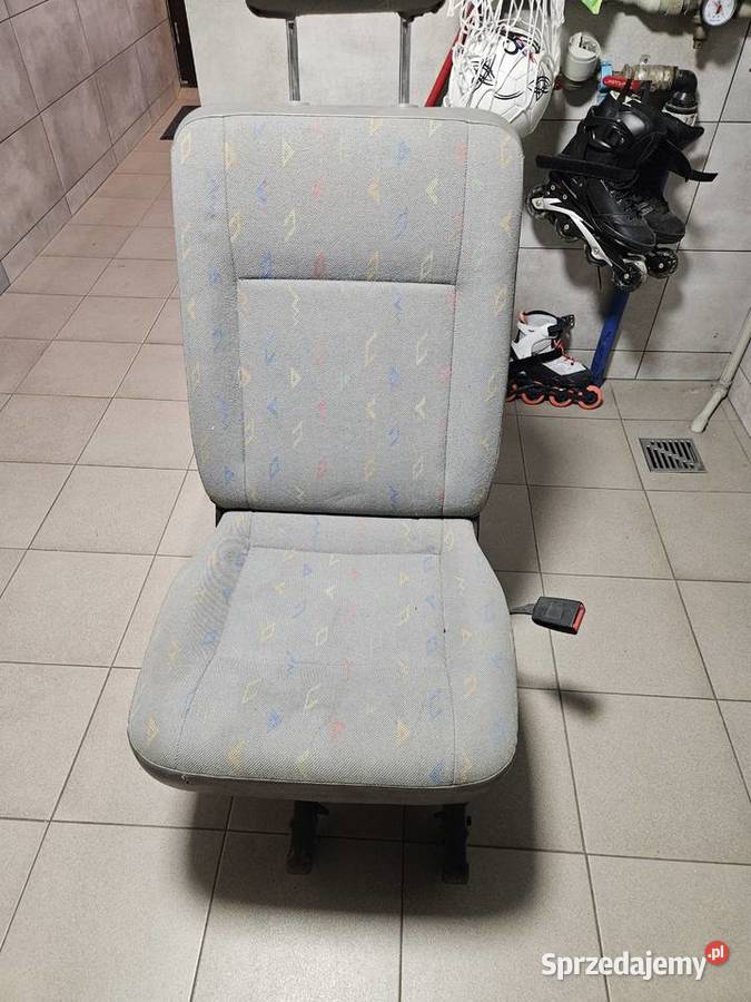 Sprzedam tylny fotel VW T5 Andrychów