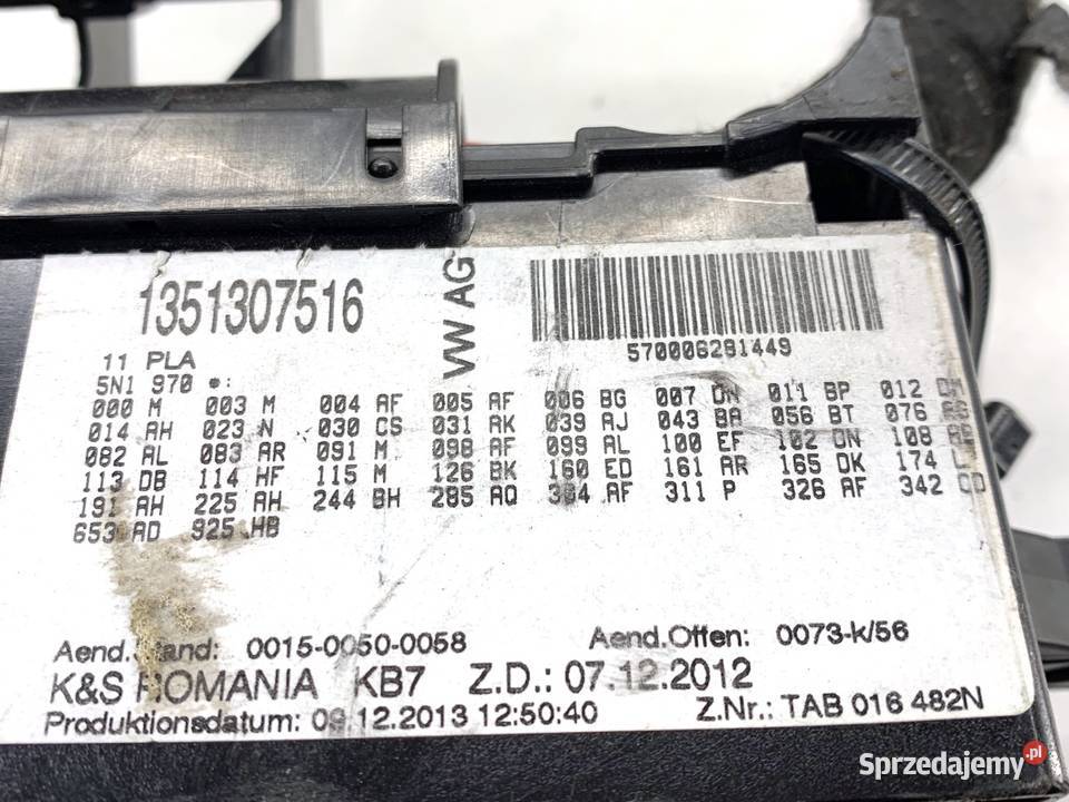 SKRZYNKA BEZPIECZNIKÓW VW TIGUAN SUV 0718 20 110