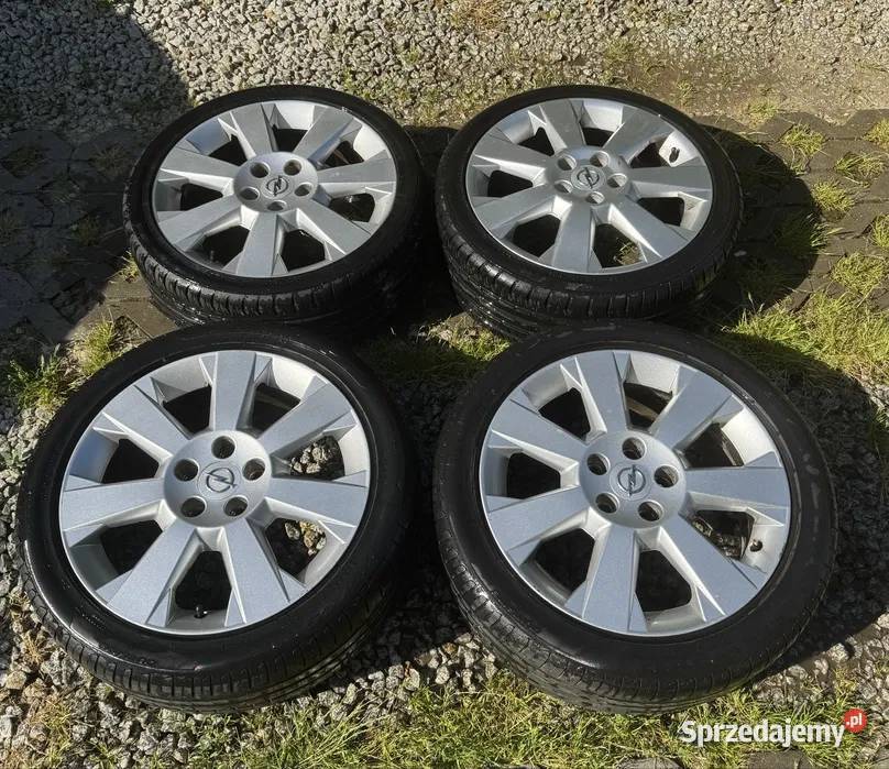 Felgi Opel 5x110 opony 2254517 Bertone Signum Krępiec sprzedam