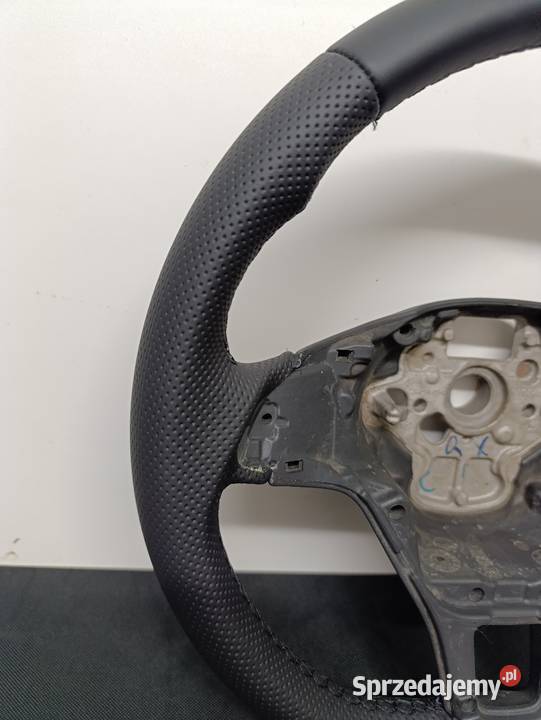 Kierownica VW crafter MAN Passat golf dostawcze Części samochodowe Zaczarnie sprzedam