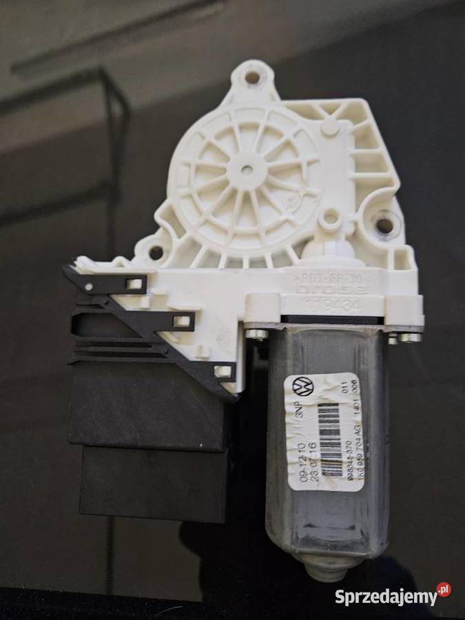 Silniczek podnoszenia szyby golf 6 prawy tyl osobowe kujawsko-pomorskie Ciechocinek