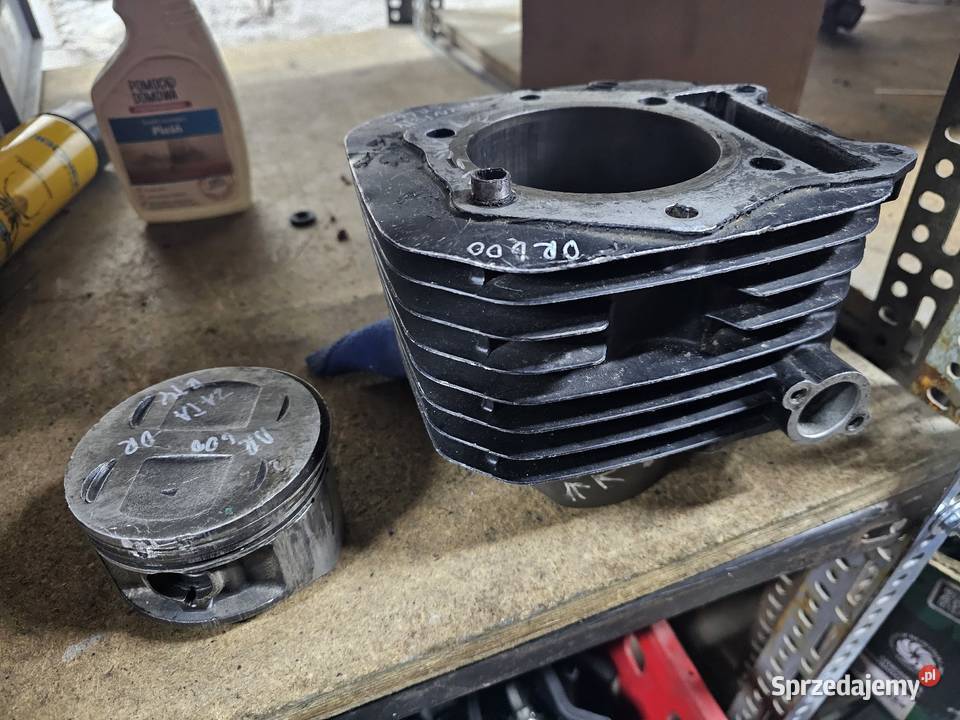 Suzuki DR 600 cylinder tłok tuleja dr 650 dr600 Jelenia Góra sprzedam