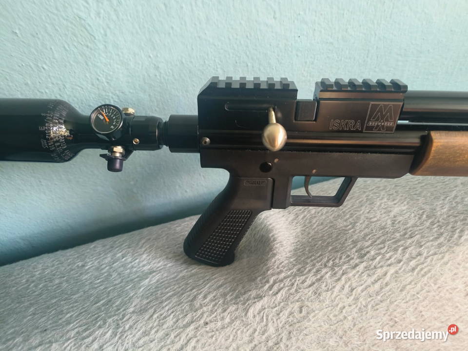 Iskra polskiej produkcji kal 45 mm luneta Hawke Sporty strzeleckie i myślistwo Warszawa