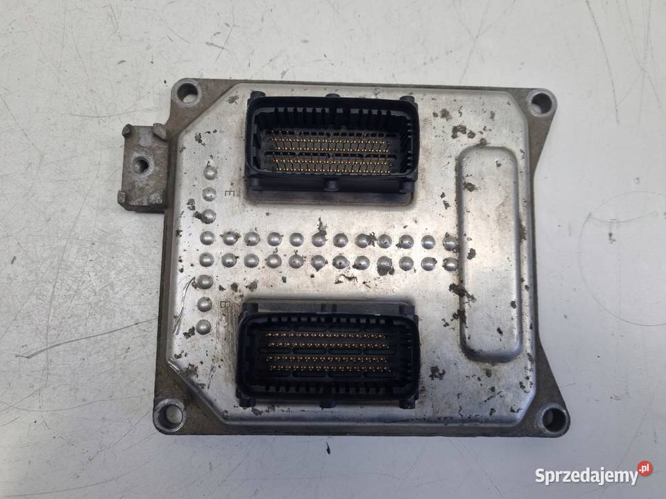 Opel Astra III H 16 16V STEROWNIK SILNIKA