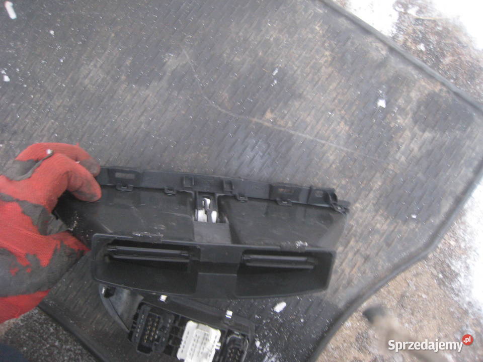 Kratka nawiewów środkowa centralna Renault małopolskie Kraków