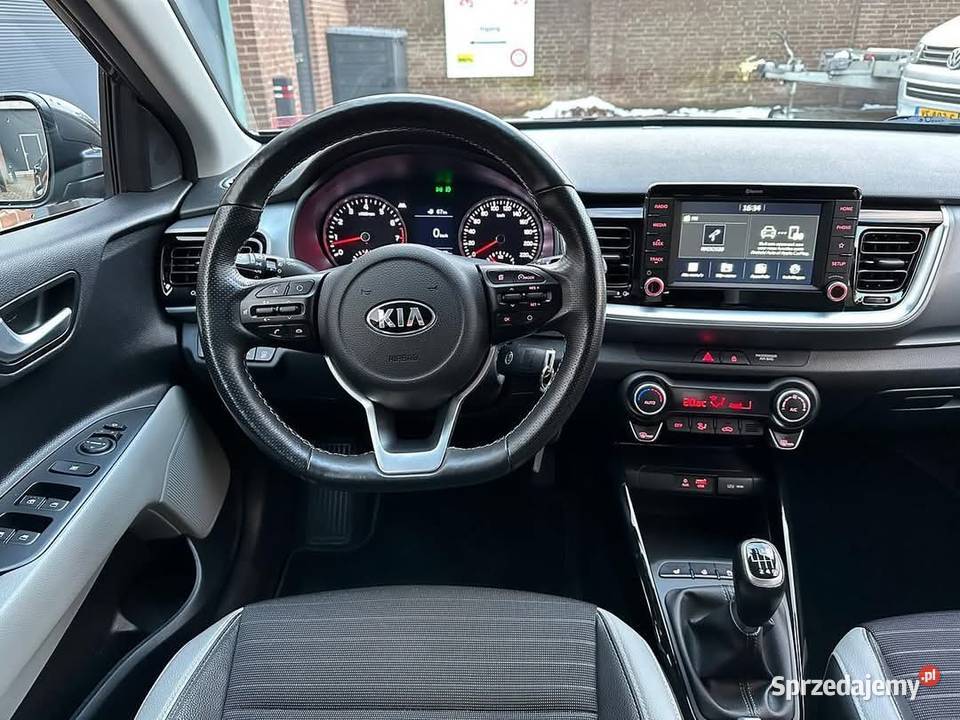 Kia Stonic zakupiony w salonie1 właściciel 1368cm3 Bolesławiec