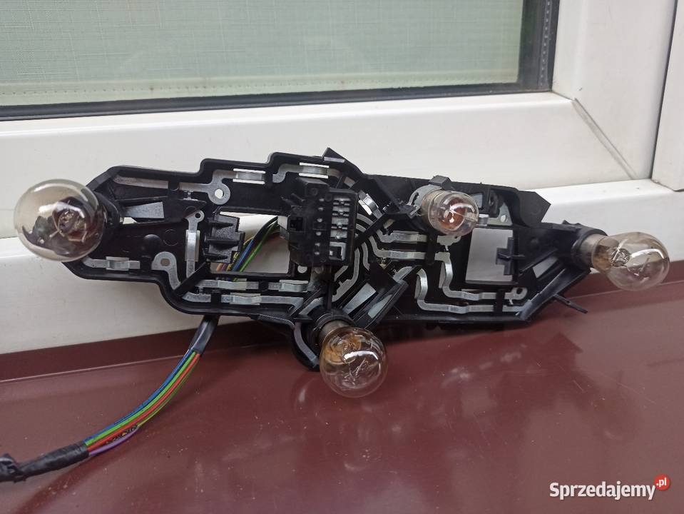 Peugeot 307 hatchback wkład oprawka lampy tył Sieradz
