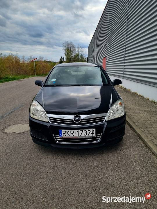 Opel Astra H 13 CDTI 6 biegów czarny