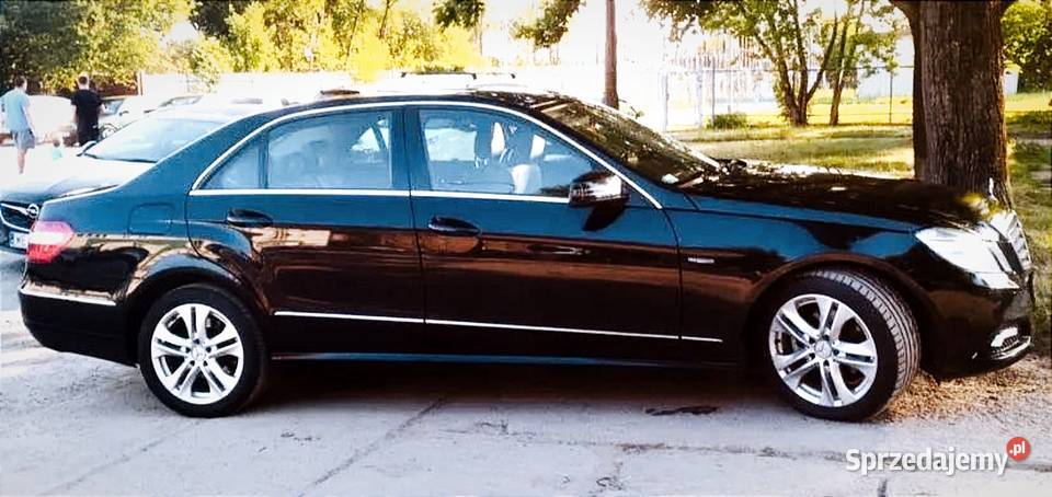 Wynajem samochodu Mercedes E lpg Warszawa