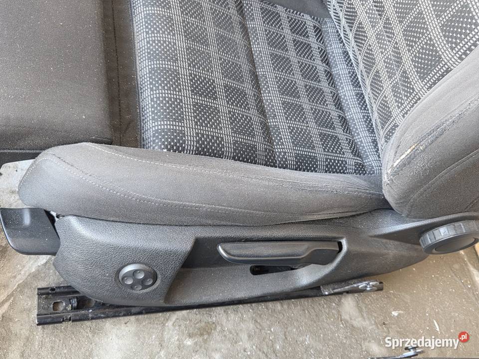 Fotele Audi B8 LIFT komplet avant kombi Rybno sprzedam