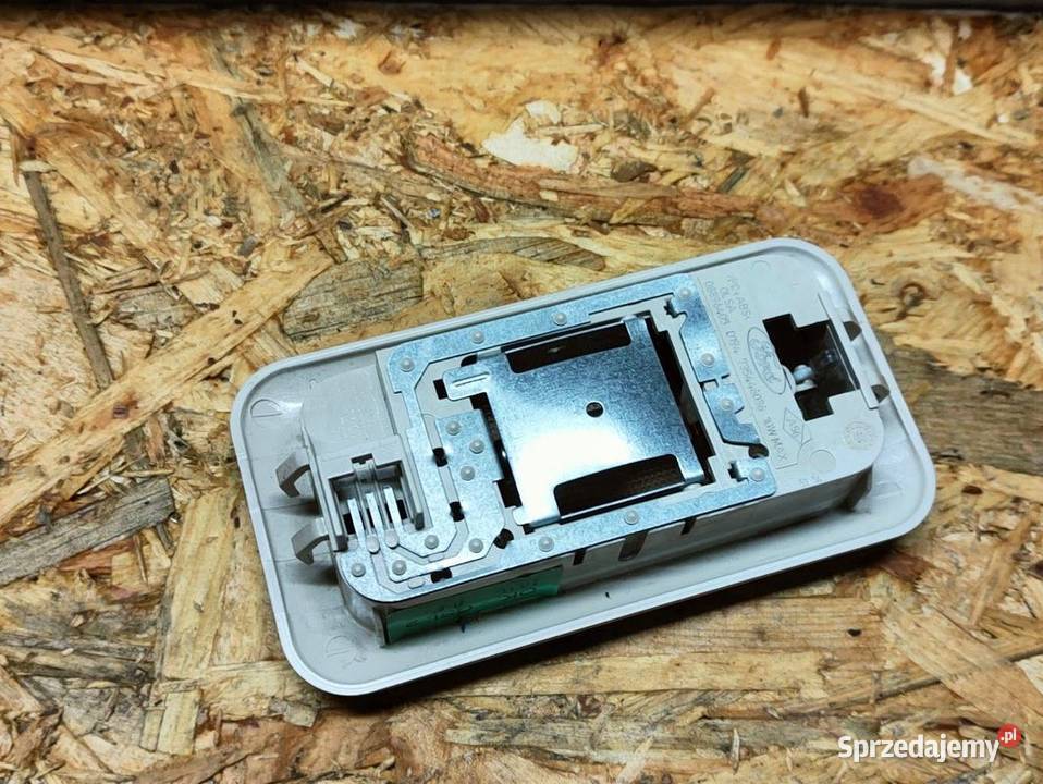Lampka Oświetlenie Kabiny Ford KA Mk2 II RU8 osobowe Pleszew