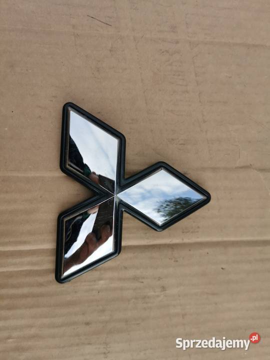 Znaczek logo emblemat grilla mitsubishi l200 15