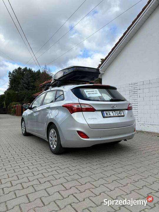 Hyundai i30 Rok produkcji 2015 Warszawa