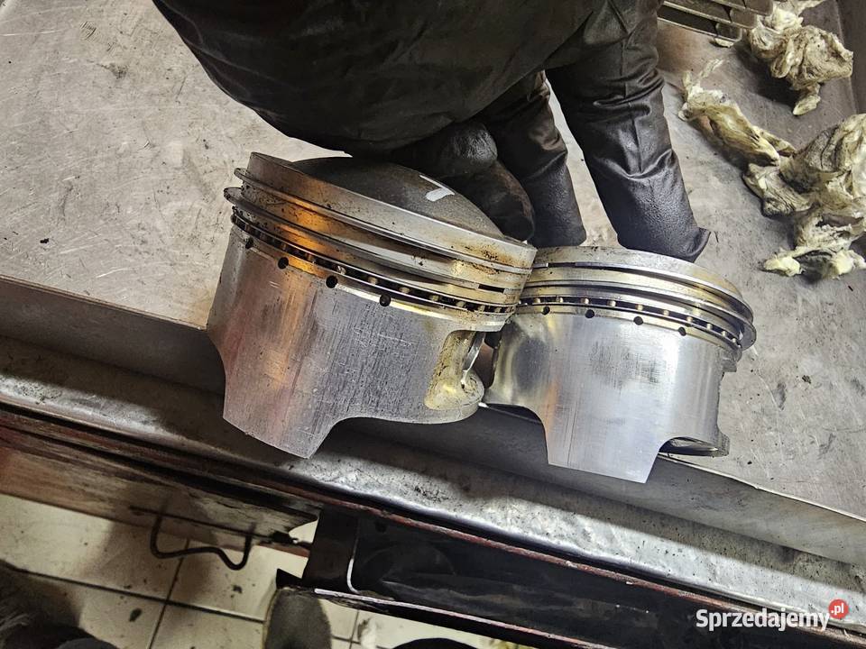 Suzuki GS 500 cylindry tłoki cylinder tłok GS500 Jelenia Góra