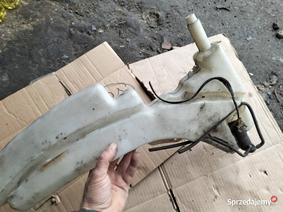 ZBIORNICZEK POMPKA PŁYNU SPRYSKIWACZY FORD FOCUS Kamień-Kolonia