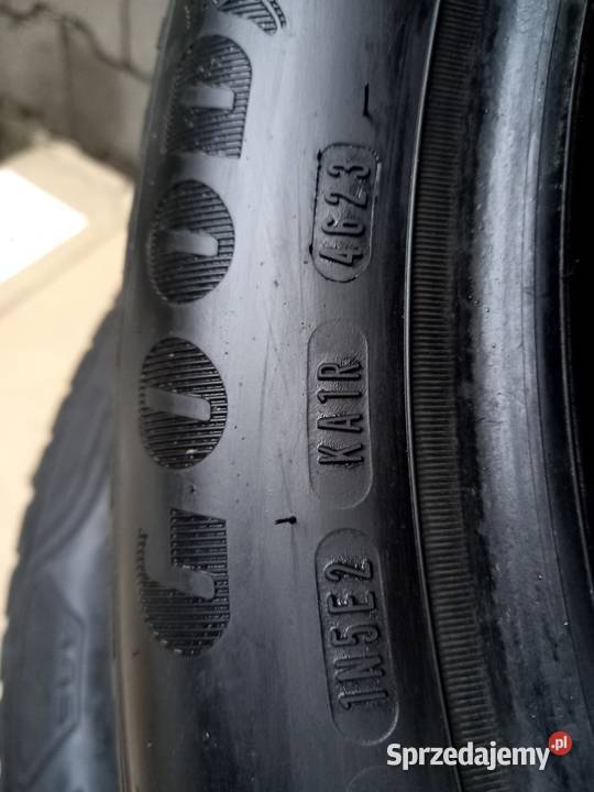 Opony całoroczne Goodyear 21555R18 18cale śląskie Tarnowskie Góry sprzedam