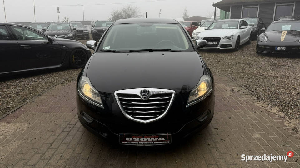 Lancia Delta 19 jtd 190 skóry zamsz ledy xenon komputer pokładowy