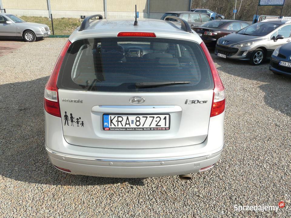 Hyundai I30 16benzyna wypożyczalnia wynajem Wynajem pojazdów Przebieczany