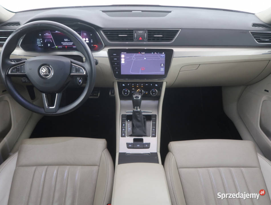 Skoda Superb 20 TSI wielofunkcyjna kierownica Bielany Wrocławskie