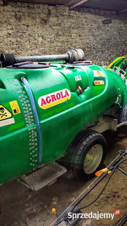 Opryskiwacz sadowniczy Agrola 2000l nie lochaman Lipsko sprzedam