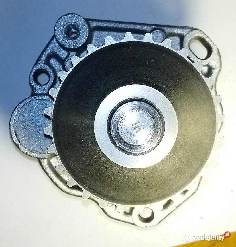 Pompa wody peugeot 406 30 nowa Pompy wody małopolskie Kraków