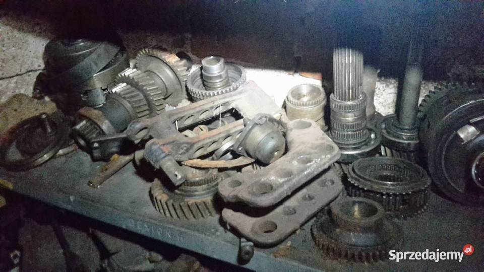 czesci silnika 9540 głowica zetor 8520 wał Przedecz