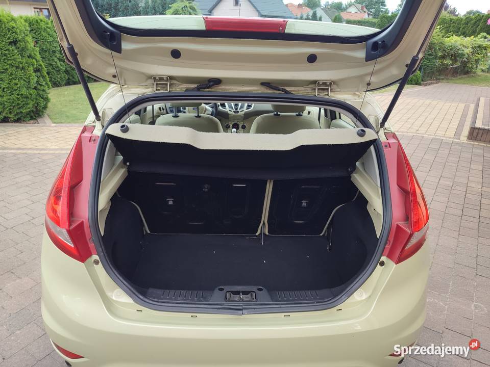 Ford Fiesta MK7 125 Benzyna Ghia Titanum Jasne garażowany Fiesta wielkopolskie Turek