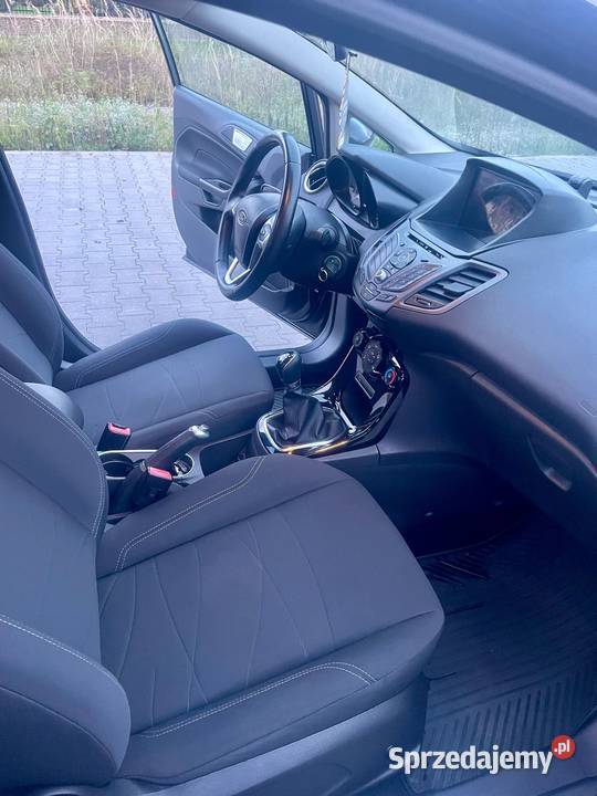 Ford Fiesta Mk7 lift 16 Tdci 95 Bogate autoalarm Fiesta