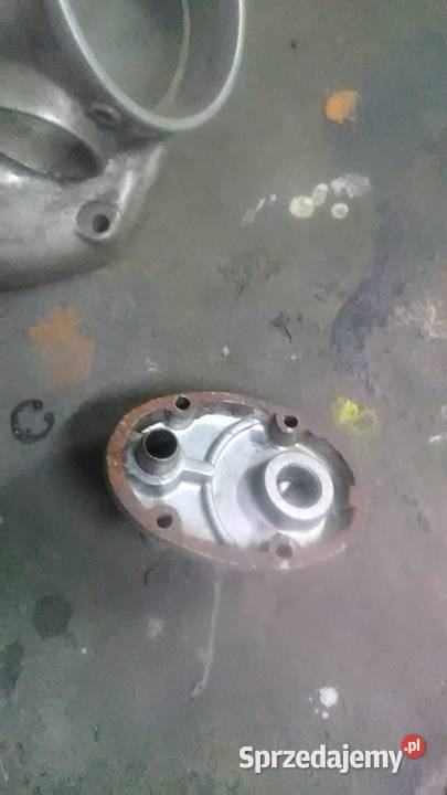 Obudowa karter skrzyni biegów k750 m72 Deszczno