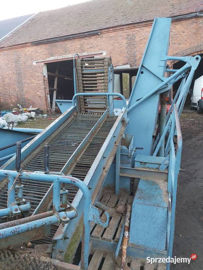 Kombajn Bolko posiada też przystawkę do cebuli Nielubia sprzedam